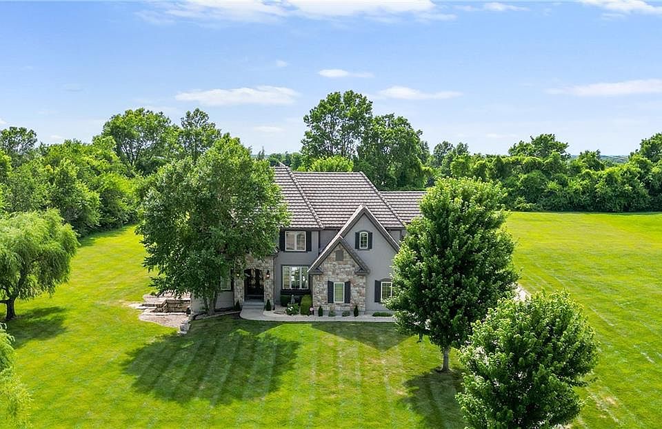 1st image of 9816 Stonehaus Dr