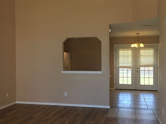 2nd image of 2905 John Porter Dr
