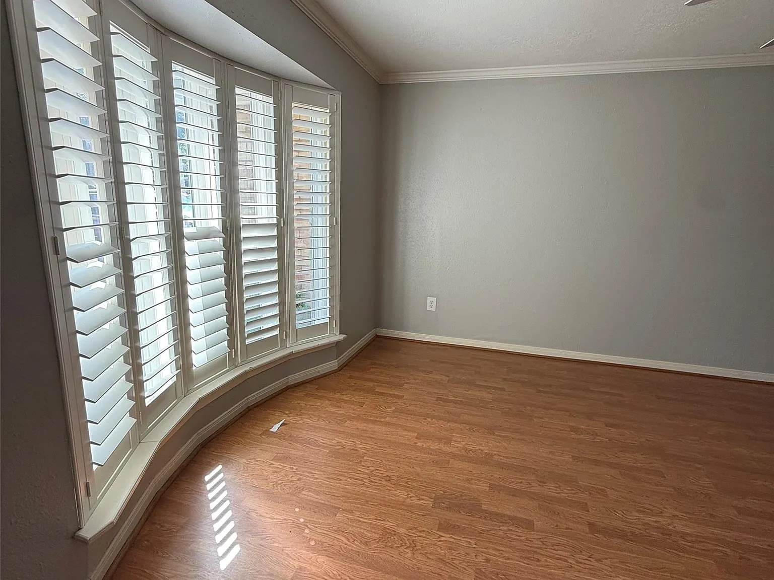 Studio, 2.0 bath, 1116 sqft, $1,850 — Photo 3