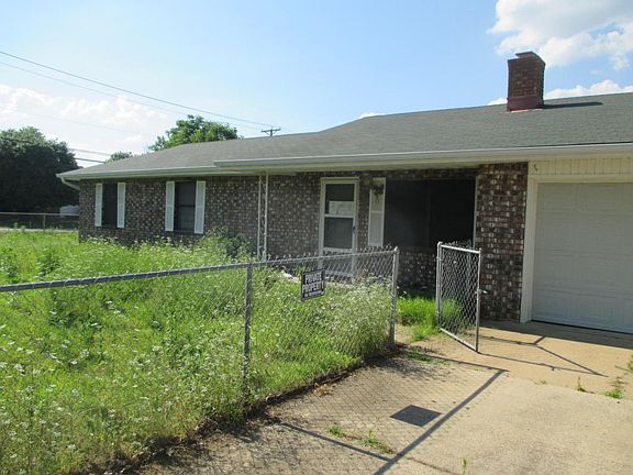 2nd image of 401 E Garland St