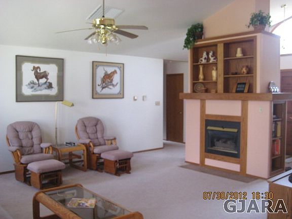 2nd image of 160 Applewood Dr