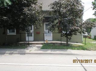 404 N 6th St, Belleville, IL 62220