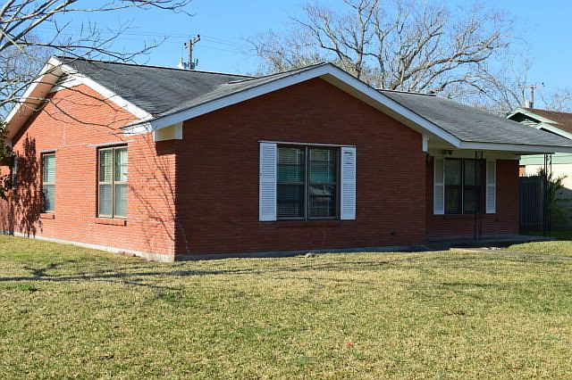 1st image of 503 Willowick Dr