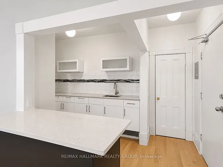 164 Bruyere St — Photo 10