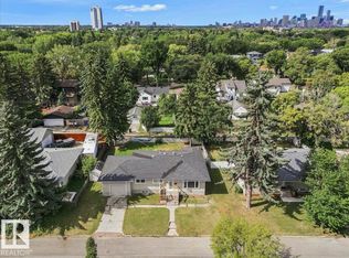 9228 75th St NW, Edmonton, AB T6C 2H4