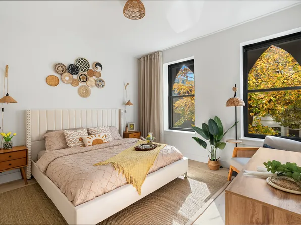 463 West 142nd Street image 6 of 13