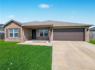 848 Evans Cir, Bentonville, AR 72712