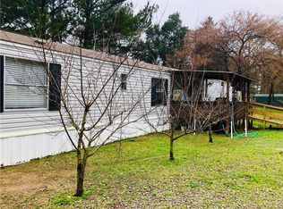 197 Cedar Dr, Streetman, TX 75859