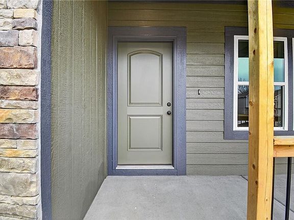 4th image of 1313 N Holland Dr