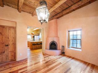 738 Agua Fria St, Santa Fe, NM 87501