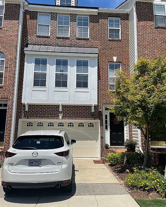 1st image of 3007 Imperial Oaks Dr