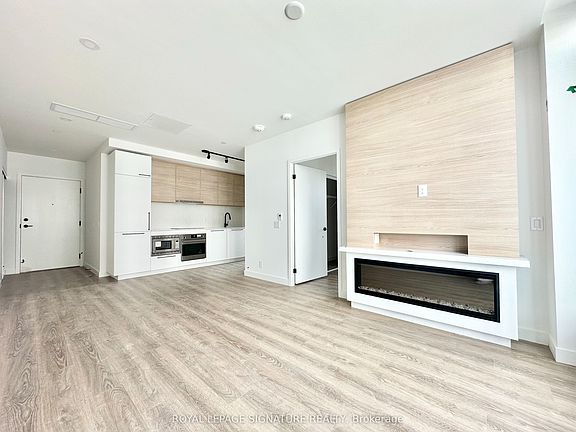 4th image of 1050 Eastern Ave #804
