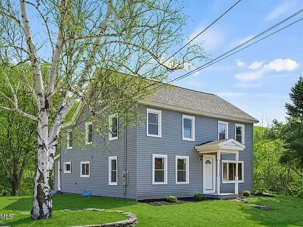 738 River Rd, Clarksburg, MA 01247