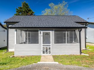 408 Scott St, Sweetwater, TN 37874