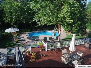 11 Rivergate Way, Long Branch, NJ 07740