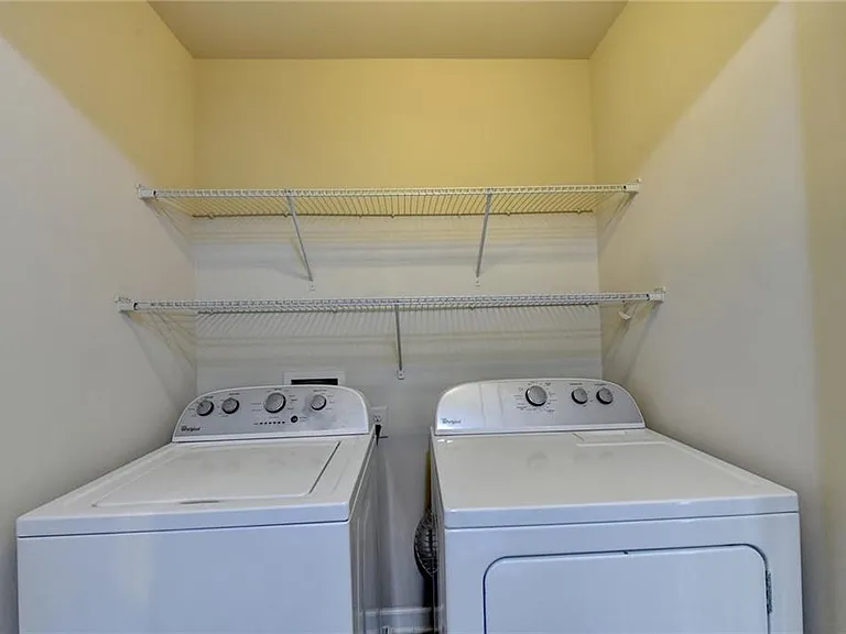 4307 Tacoma Trce — Photo 38