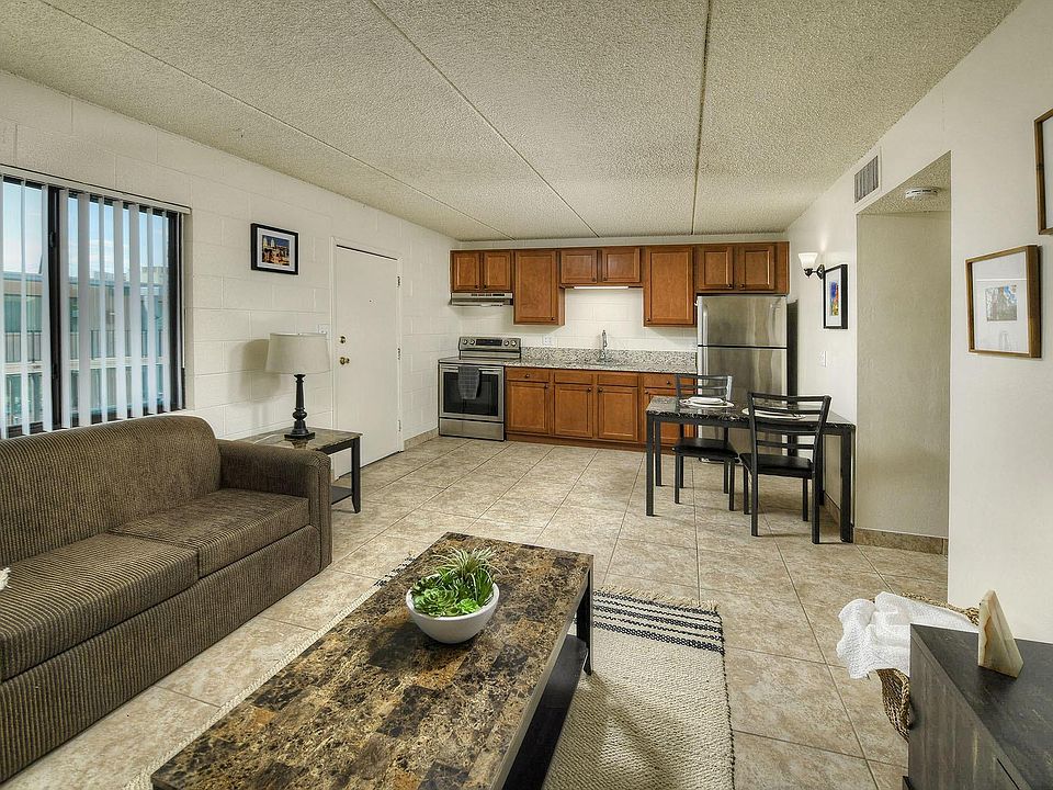 1st image of 321 N Fremont Ave #110