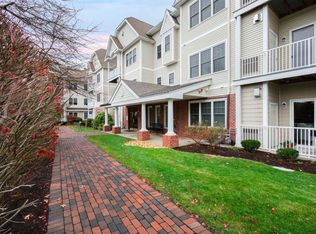 160 Daniel Webster Hwy APT 323, Nashua, NH 03060