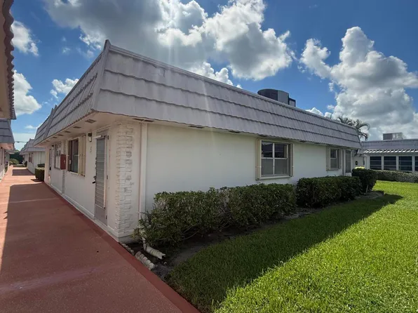34 Valencia B, Delray Beach, FL 33446