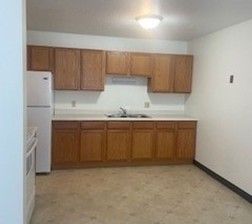 1st image of 3435 S 10th St APT 13