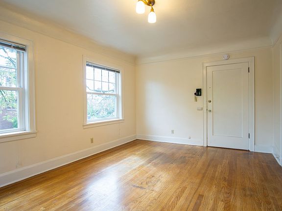 2nd image of 1525 NE 24th Ave #302