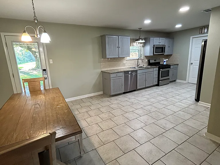 12379 Coontrap Rd — Photo 2