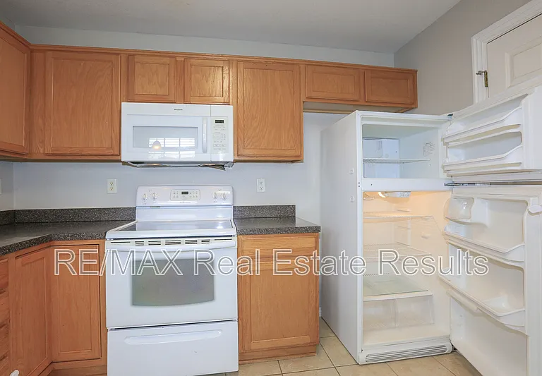 3711 SW Hansom Loop — Photo 12