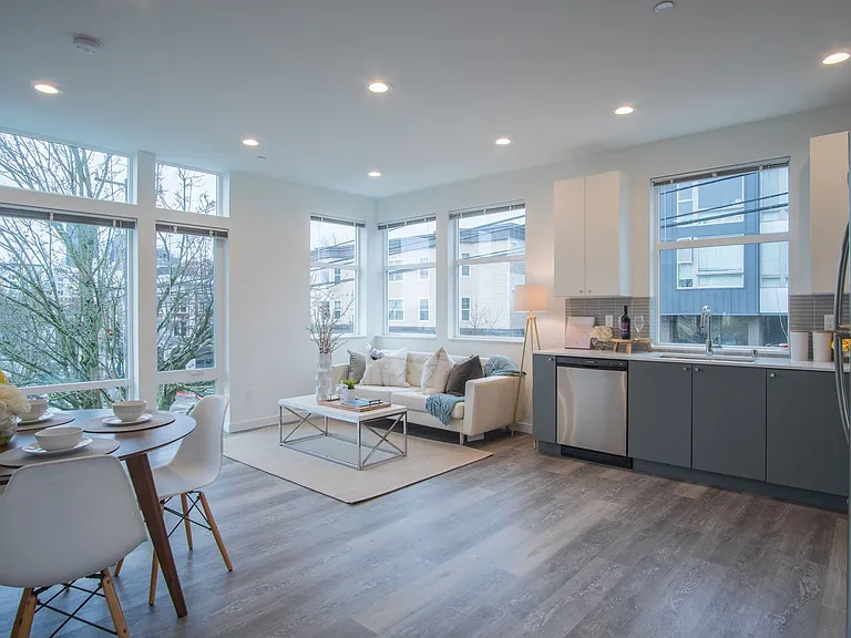 1413 E Yesler Way #A — Photo 48
