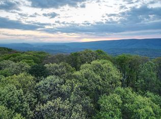 7 Justin Rd, Great Cacapon, WV 25422