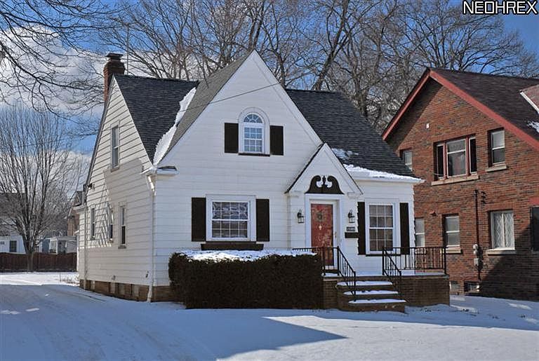 1st image of 15305 Lydian Ave