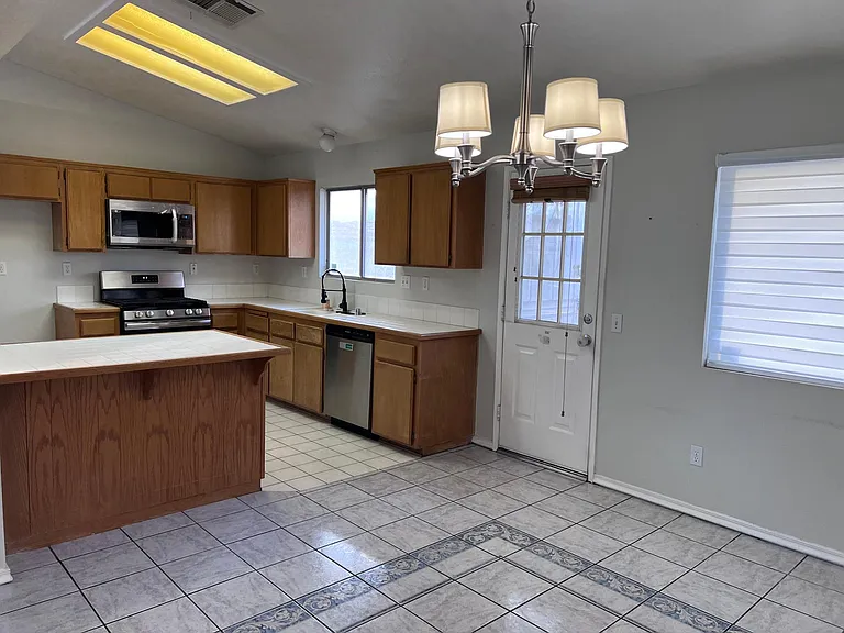 9760 Cupid Way — Photo 25