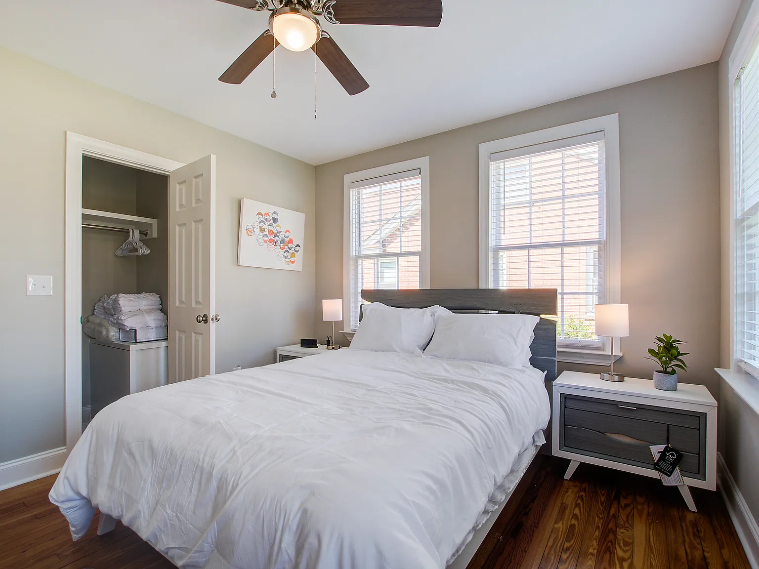 138 Grove St — Photo 3