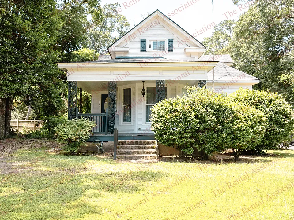108 One S South Farmerville St