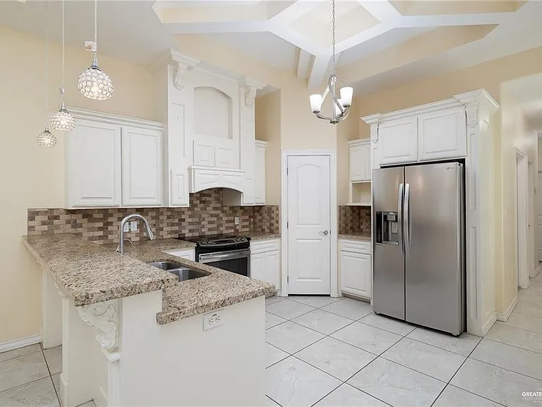 3720 Yellowhammer Ave — Photo 4