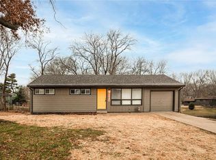 6224 Manning Ave, Raytown, MO 64133