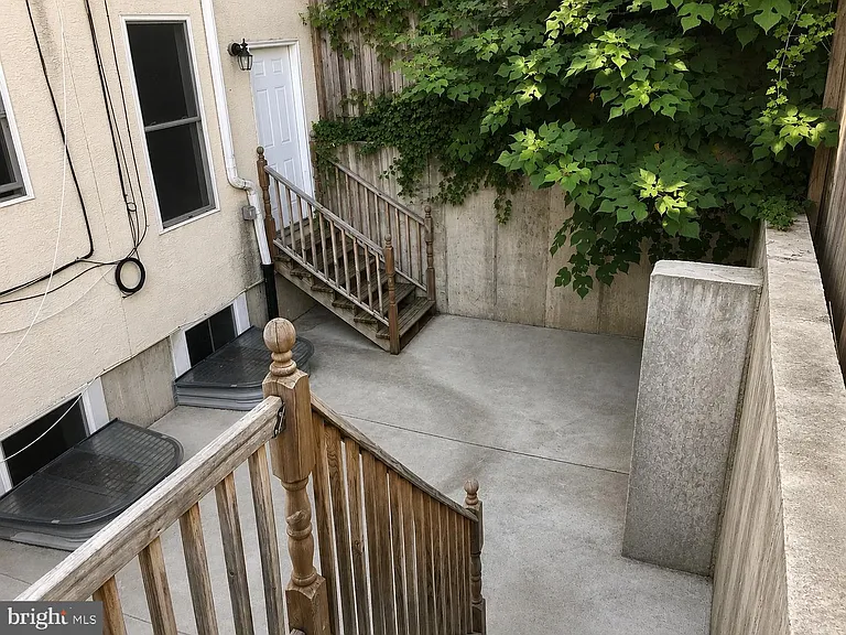 4128 Chester Ave #1A — Photo 17