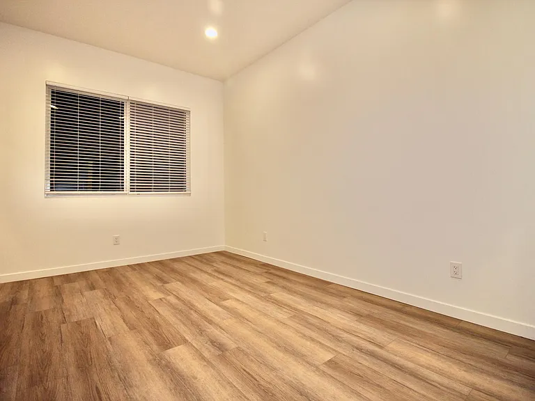 8710 Flower St — Photo 12