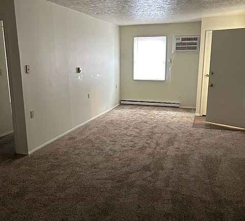 3rd image of 25 Arlington Ave #3