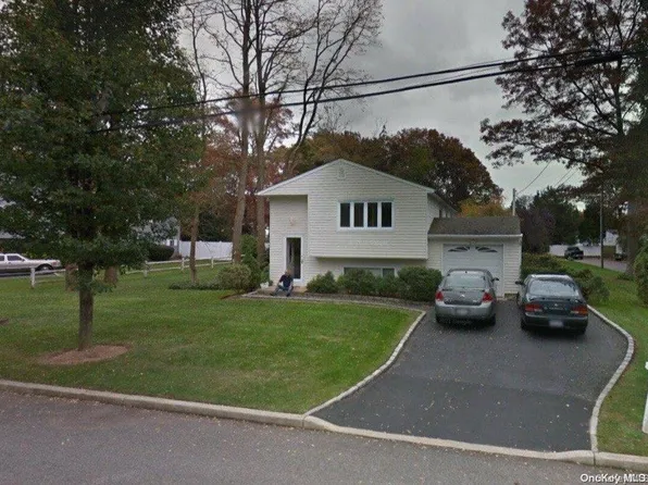 50 Ontario Street, Huntington, NY 11743