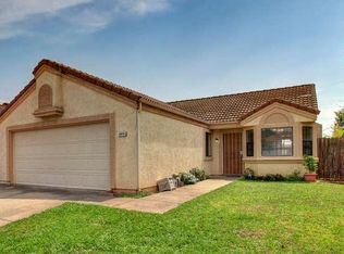 8870 Lemas Rd, Sacramento, CA 95828