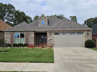 5826 Schio Ave, Springdale, AR 72762