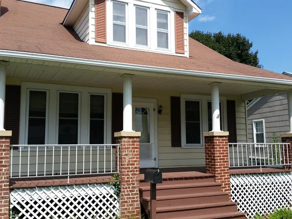 1619 Pierce St, Staunton, VA 24401