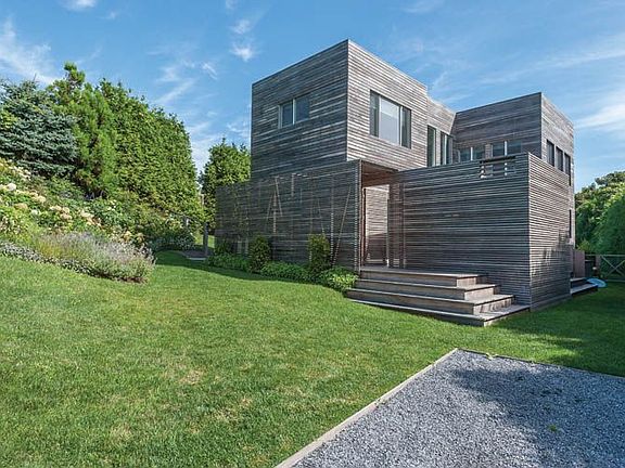 4th image of 42 Franklin Dr