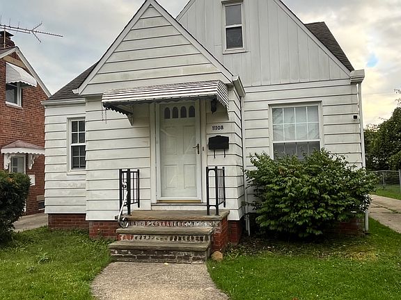 3rd image of 11108 Plymouth Ave