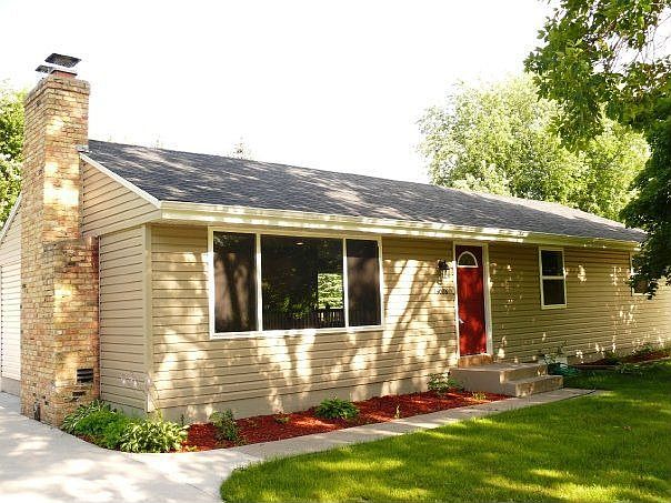 2nd image of 13008 Saratoga Ln N