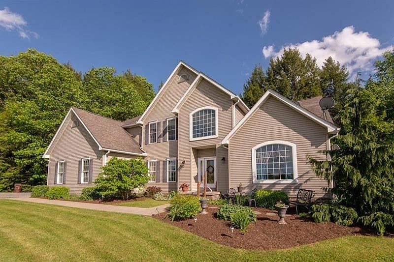 810 Hamburg Rd, Fredonia, PA 16124 Zillow