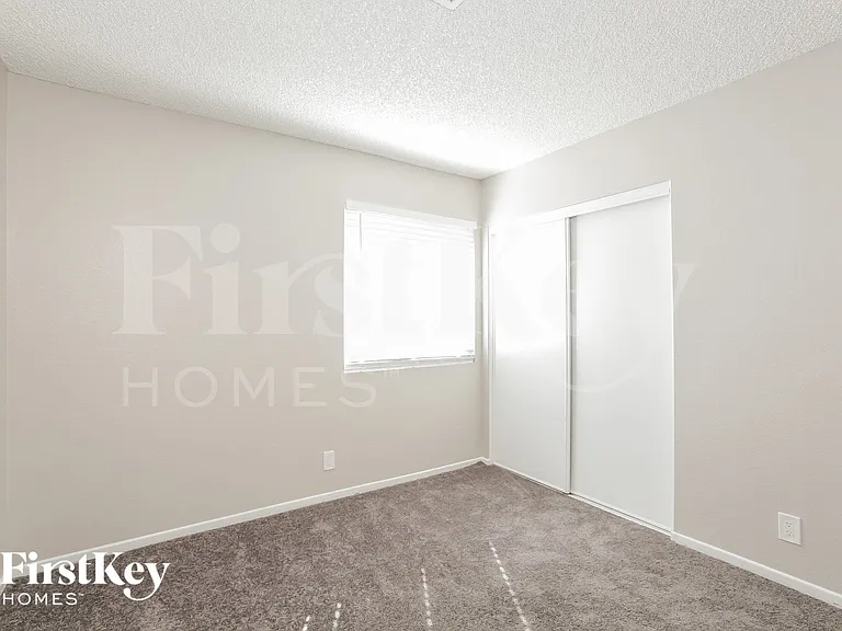 3336 Surfline Dr — Photo 11