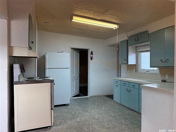4th image of 630 13th St