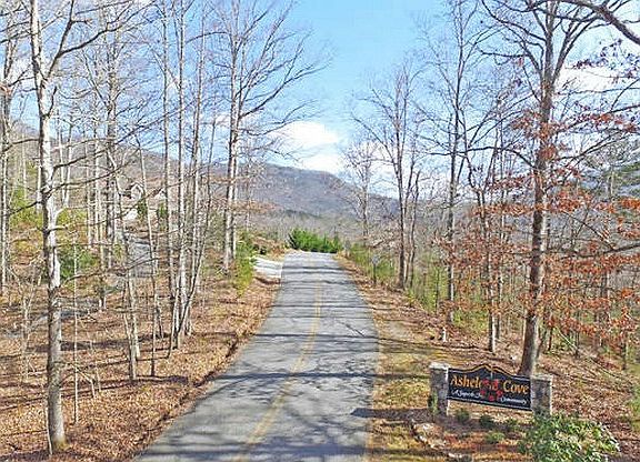 2nd image of LOT 71 Asheland Cove Dr