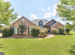 250 Hathersage Dr, Kathleen, GA 31047
